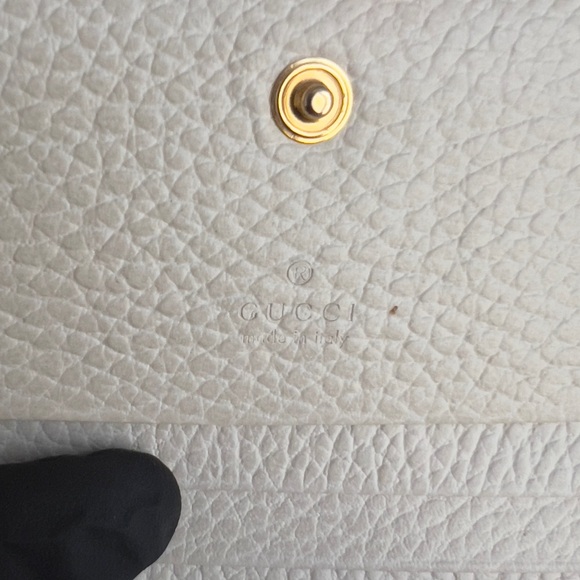 Gucci GG Marmont Logo Compact Wallet - Picture 3 of 8